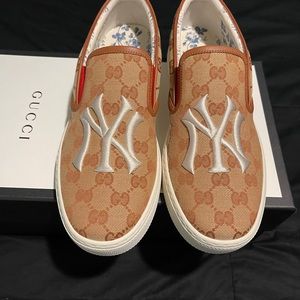 Gucci limited edition NY slip on